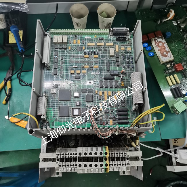 ���׃�l���S�ޟo�@ʾ,�]ݔ�����ϾS��