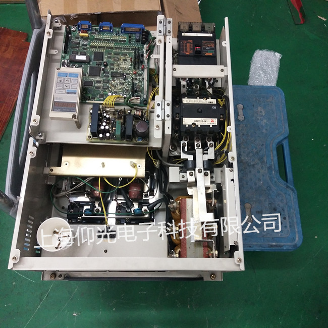 ����׃�l���S��������׃�l���S�ވ󾯴��a CIMR-G7A4110�@ʾ��OC/GF����