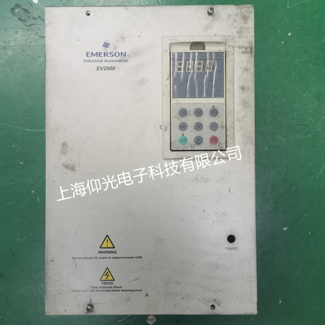 ��Ĭ��m700׃�l����POFF�S�޷���(w��)����