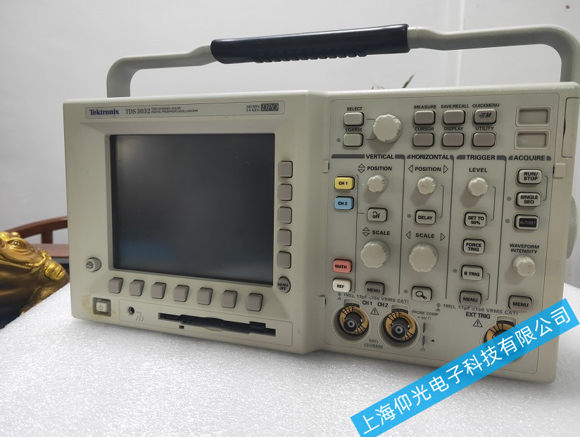 �Ϻ��ζ�̩��ʾ����TDS3032�M(j��n)��ȥϵ�y(t��ng)�S�ތ�(sh��)��