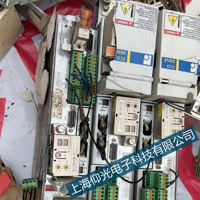 ���ڹ���(y��ng)�S����ʿ���(q��)��(d��ng)��F2825����(b��o)�Ĺ�˾