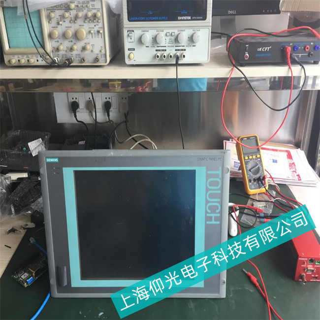 �Ϻ����_(d��)����ϵ�y(t��ng)���T��647C���ؙC(j��)ͨӍ���}