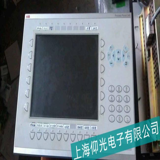 ��ˎ�S��ABB�|����CP604�o���M��ϵ�y(t��ng)���ϾS�ރr��(y��u)��-��(d��ng)�����