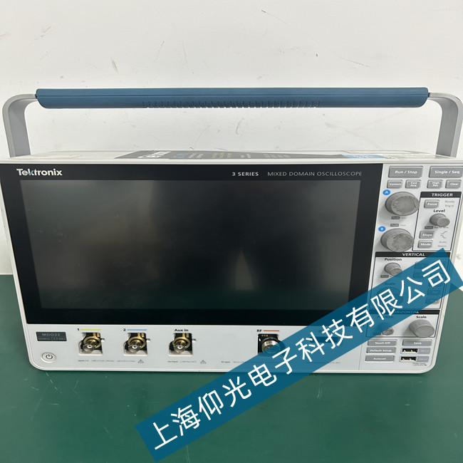 ̩�� MDO32 �������̖(h��o)ʾ�����@ʾ����(w��n)�}�S��̎������